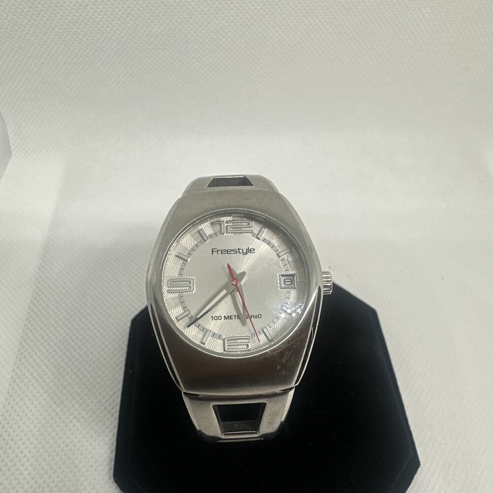 Freestyle Shark 3152-07 Women's Watch Quartz Analog Surf Sport Steel Band